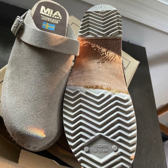 MIA Alma Swedish Clogs - Picture 6 of 6